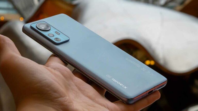 Alasan Xiaomi Tidak Buat HP Compact