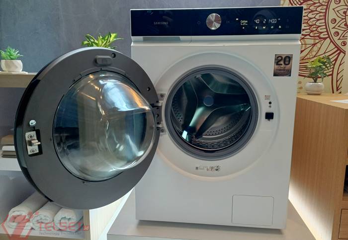 BESPOKE AI Washer Dryer Combo