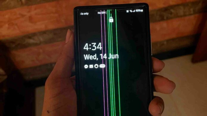 Samsung Galaxy Note 20 Ultra Layar Green Line