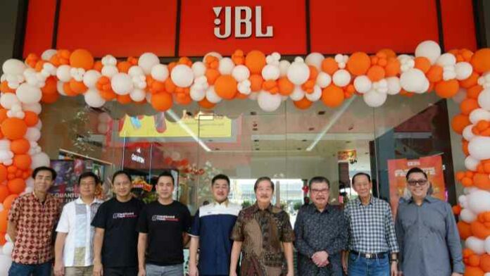Store JBL PIK2