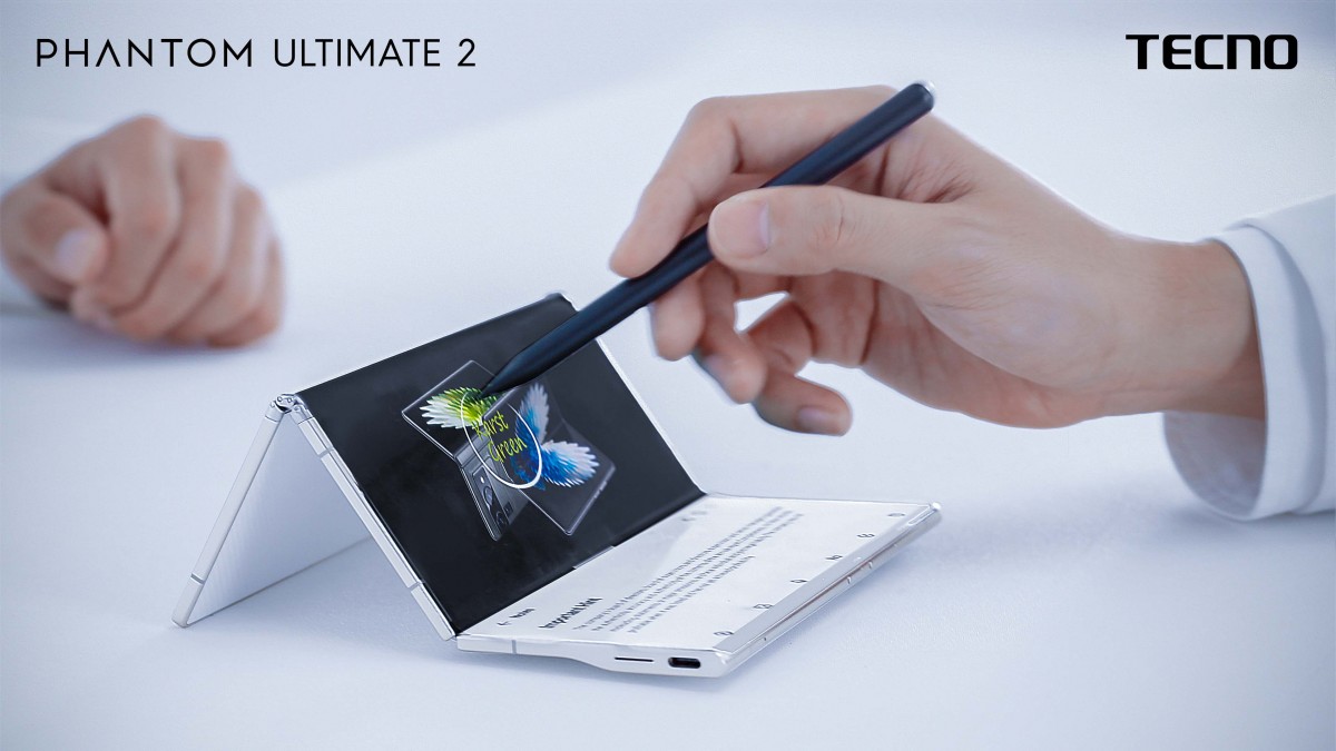 Tecno details Phantom Ultimate 2 tri-fold concept