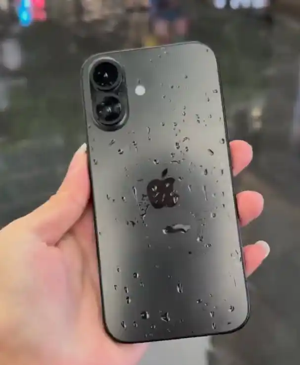 Tampilan Asli iPhone 16