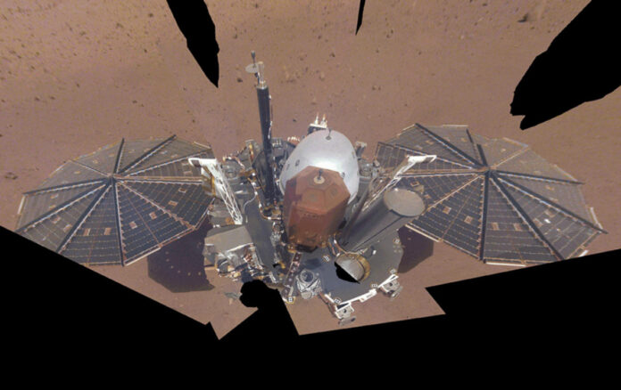 Air di Mars, penemuan air Mars, air cair Mars, eksplorasi Mars, NASA Mars Insight Lander.