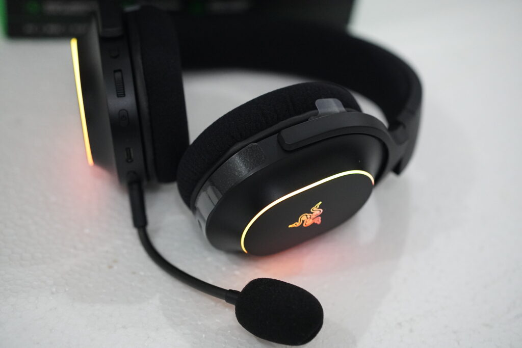 Razer Barracuda X Chroma