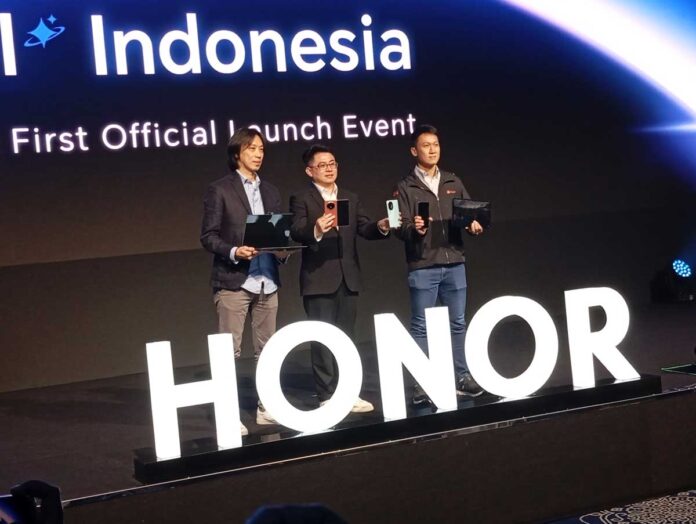 Honor Kembali ke Indonesia