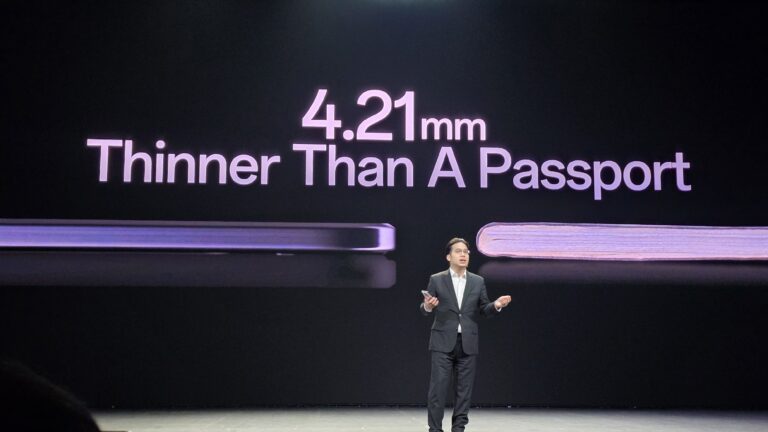 OPPO Find N5 Diklaim Lebih Tipis dari Paspor, Setara 2 Buah Koin