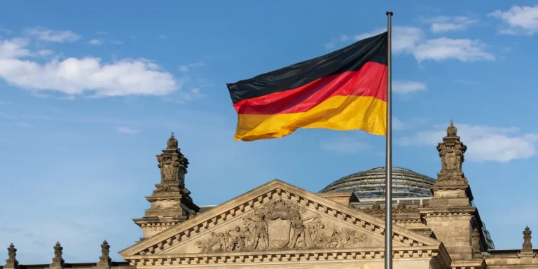 Jerman Akan Terapkan Pajak Digital 10% untuk Google dan Facebook