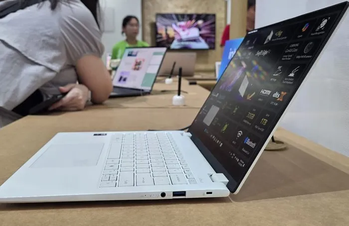 Acer Swift Edge 14 AI