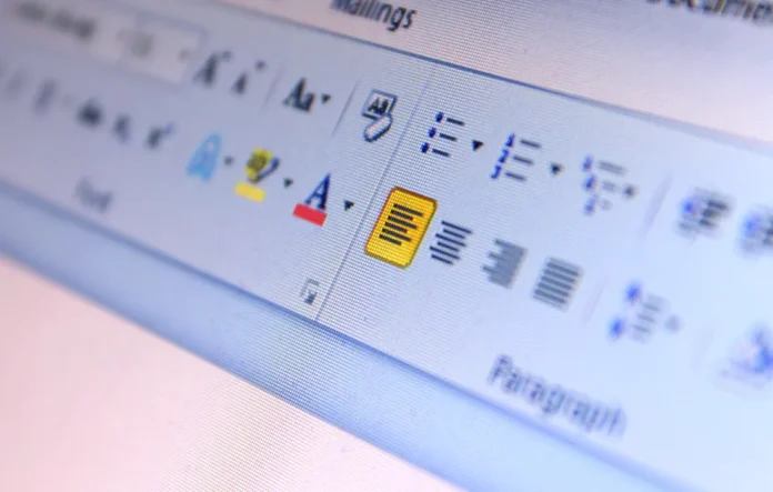 Tampilan antarmuka Microsoft Word dengan berbagai fitur tersembunyi yang ditandai