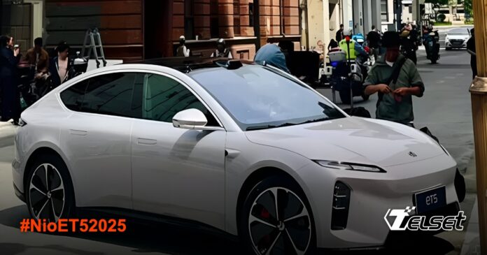 Nio ET5 2025 - Mobil listrik premium dengan desain futuristik