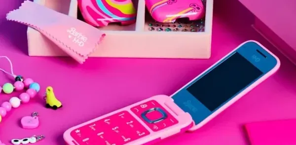 HMD Barbie Phone edisi terbaru yang diminati Gen Z