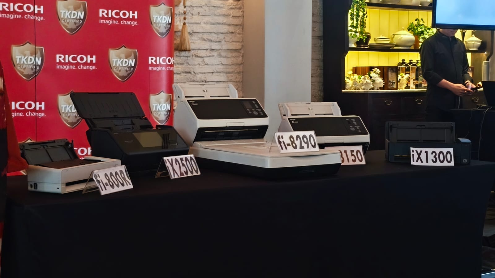 Content image for article: RICOH Image Scanners Raih Sertifikasi TKDN, Perkuat Pasar Indonesia