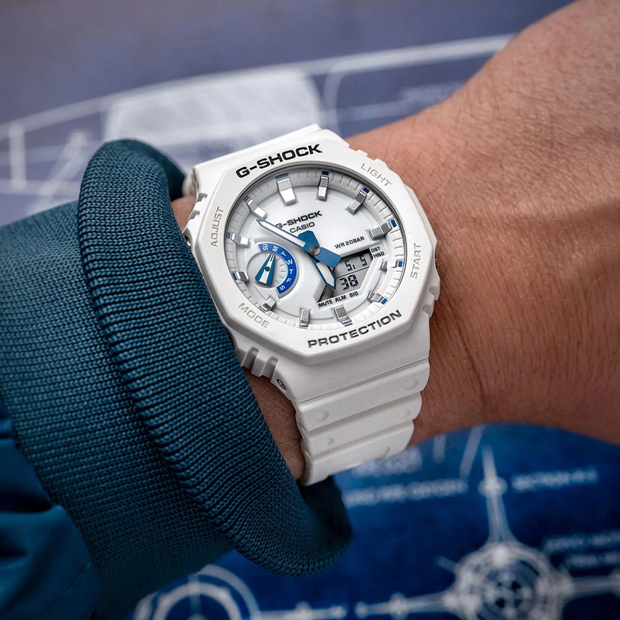 GA-2100HDS-7AER-F4