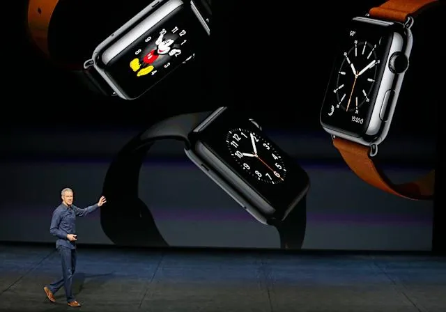 Jeff Williams dan Sabih Khan di Apple