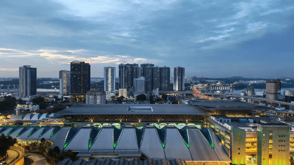 Hasil Foto Honor 400 di JBC Twin Tower Residennce
