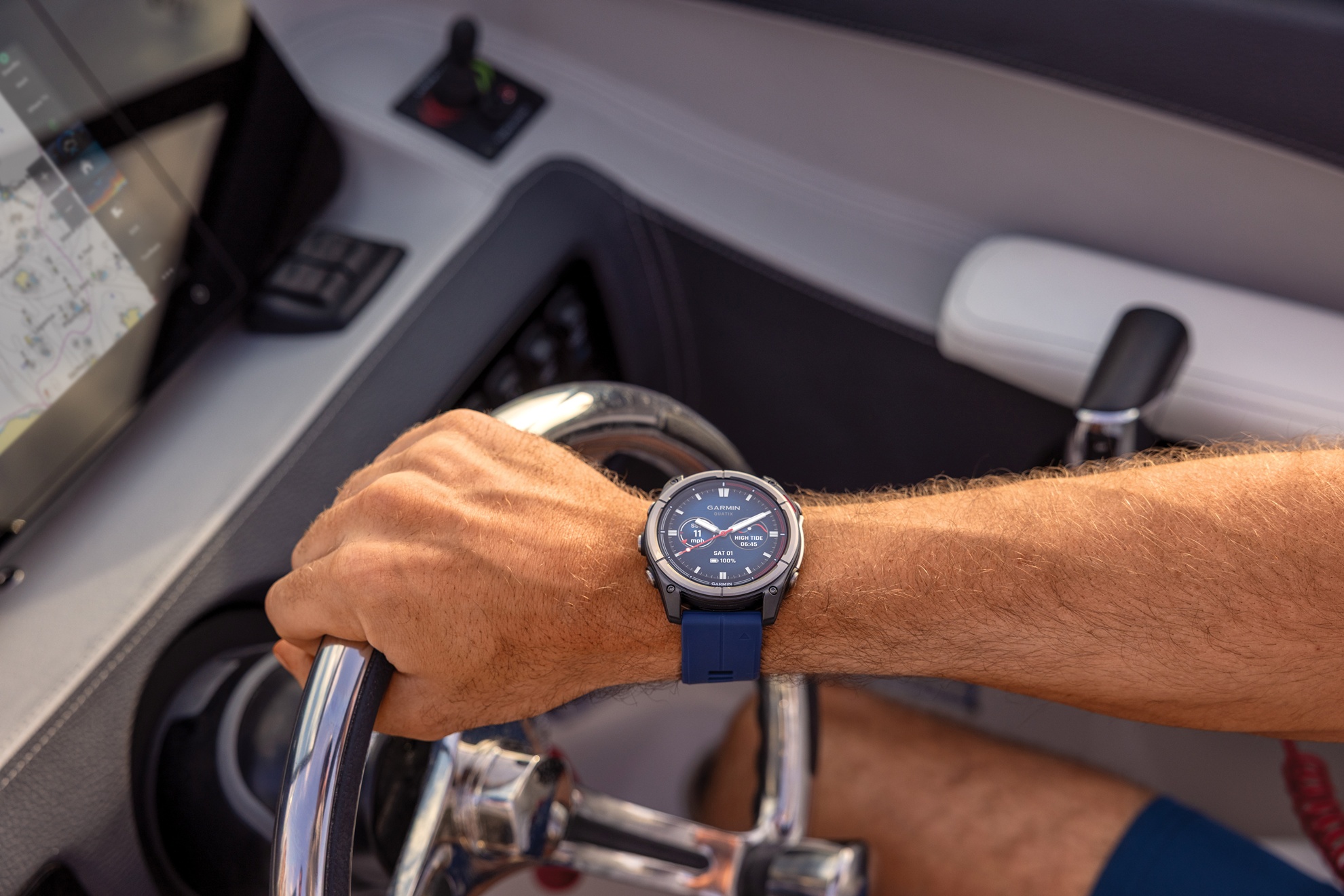 Content image for article: Garmin Quatix 8 Resmi Hadir di Indonesia, Smartwatch Maritim dengan Baterai Tahan 29 Hari