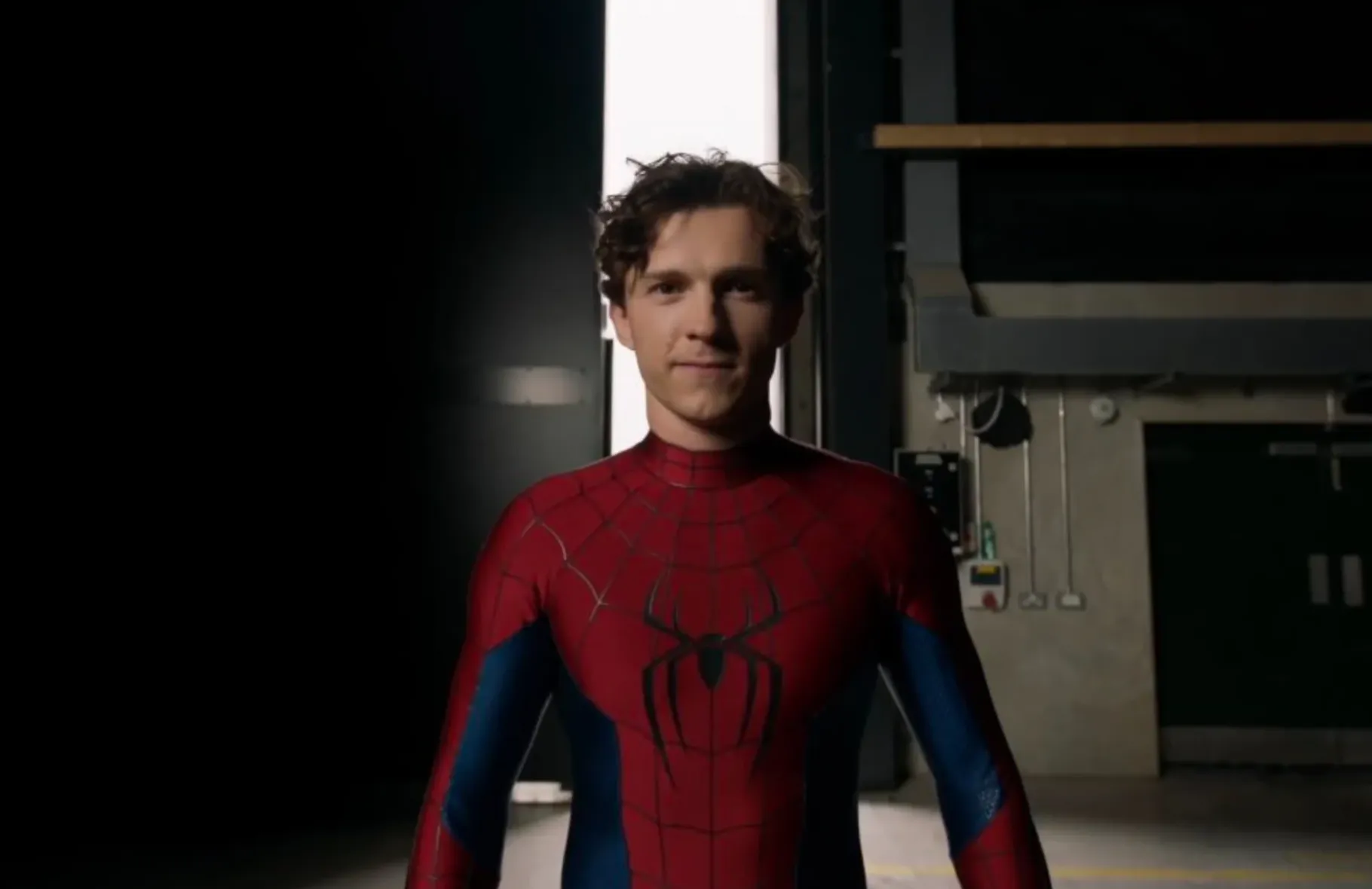 Tom Holland Bocorkan Kostum Baru Spider-Man di ‘Brand New Day’