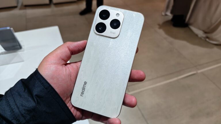 Bocoran Spesifikasi realme 15T 5G: Baterai 7000mAh dengan Desain Slim