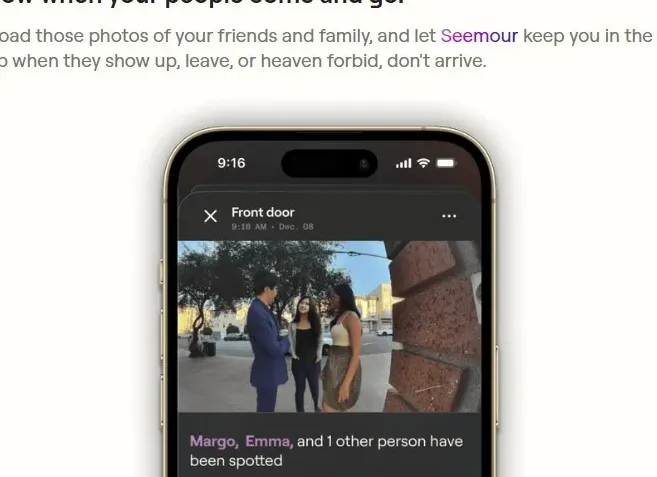 Picture of the Seemour app in action.