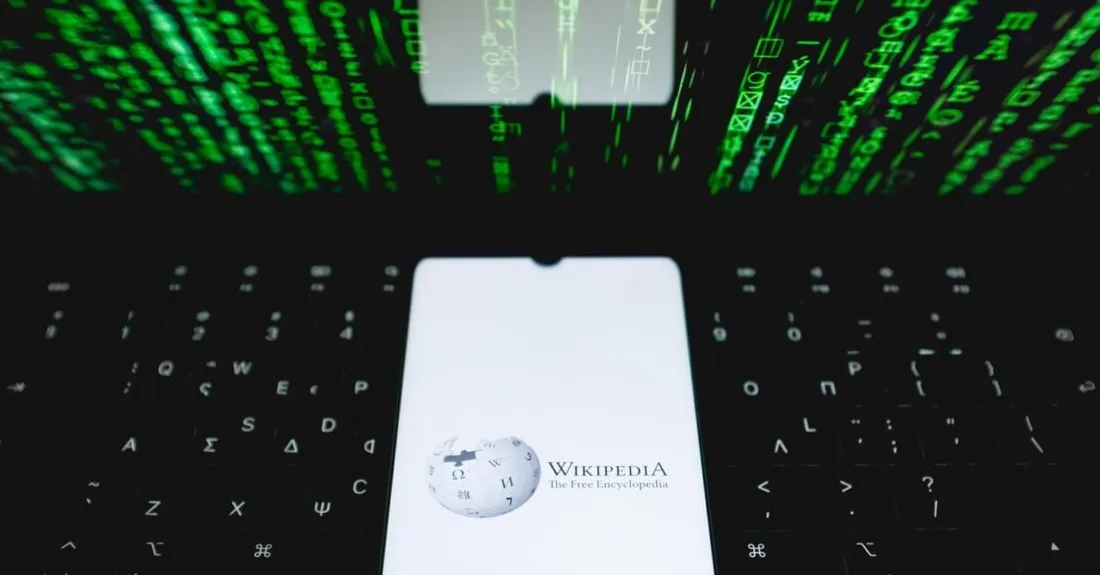 Wikipedia Kehilangan Pengunjung Manusia karena Dominasi AI