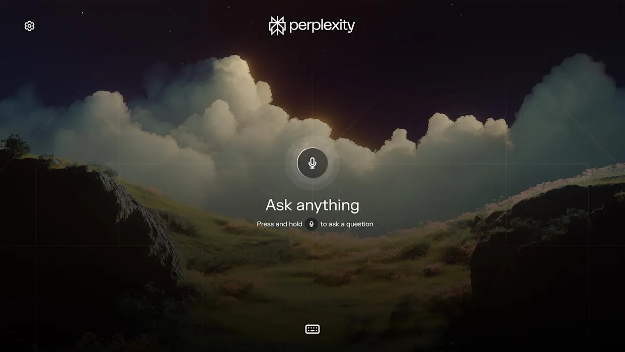 Tampilan aplikasi Perplexity TV di Samsung TV menunjukkan antarmuka pencarian AI