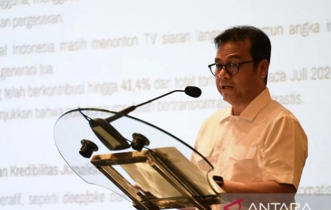 Wamenkominfo Nezar Patria menyampaikan pentingnya semangat kepahlawanan dalam transformasi digital Indonesia
