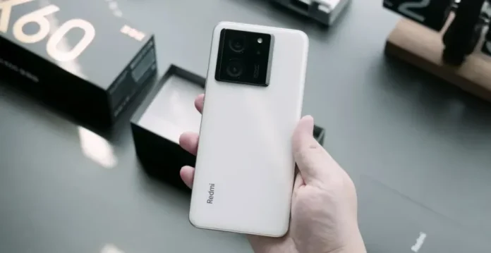 Ilustrasi ponsel Redmi K60 Ultra dengan tampilan antarmuka HyperOS di layarnya