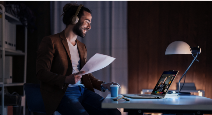 Lenovo di CES 2026 Pamerkan Laptop Auto Twist hingga ThinkPad X1 Aura Edition