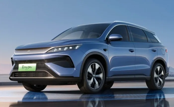 Desain Lampu Belakang BYD Song Ultra