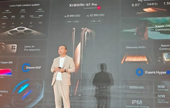 Country Director Xiaomi Indonesia Wentao Zhao memperkenalkan Xiaomi 15T series di Indonesia, Selasa (30/9/2025). Ada dua model yang dirilis yaitu Xiaomi 15T reguler dan Xiaomi 15T Pro.